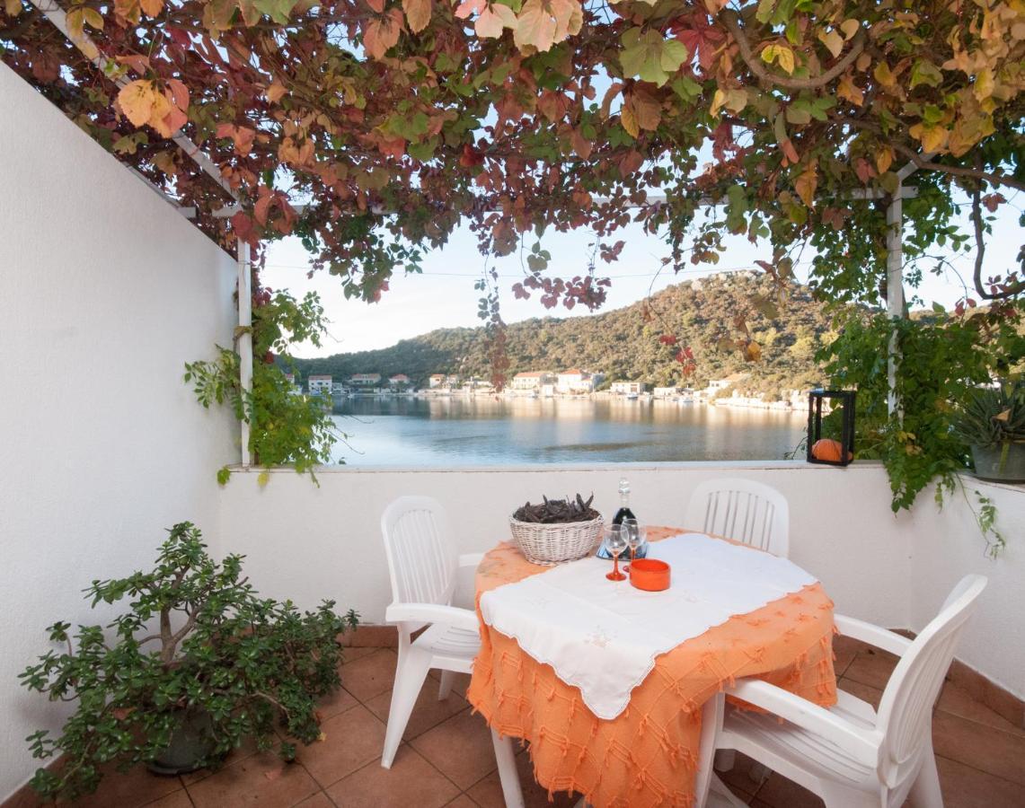 Apartmani Jagoda Lastovo エクステリア 写真